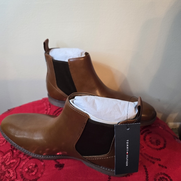 Tommy Hilfiger Men's Risten Double Gore Chelsea light natural brown size 12 - Picture 3 of 5